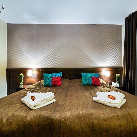 Hotel I Restauracja Złoty Las Extérieur photo