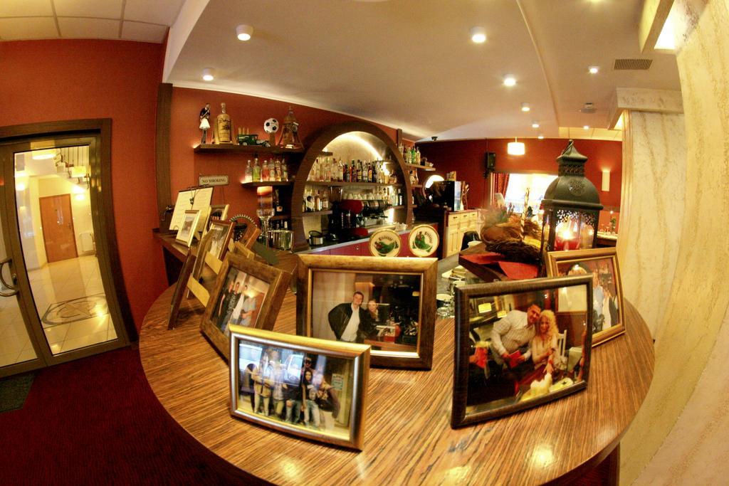 Hotel I Restauracja Złoty Las Extérieur photo