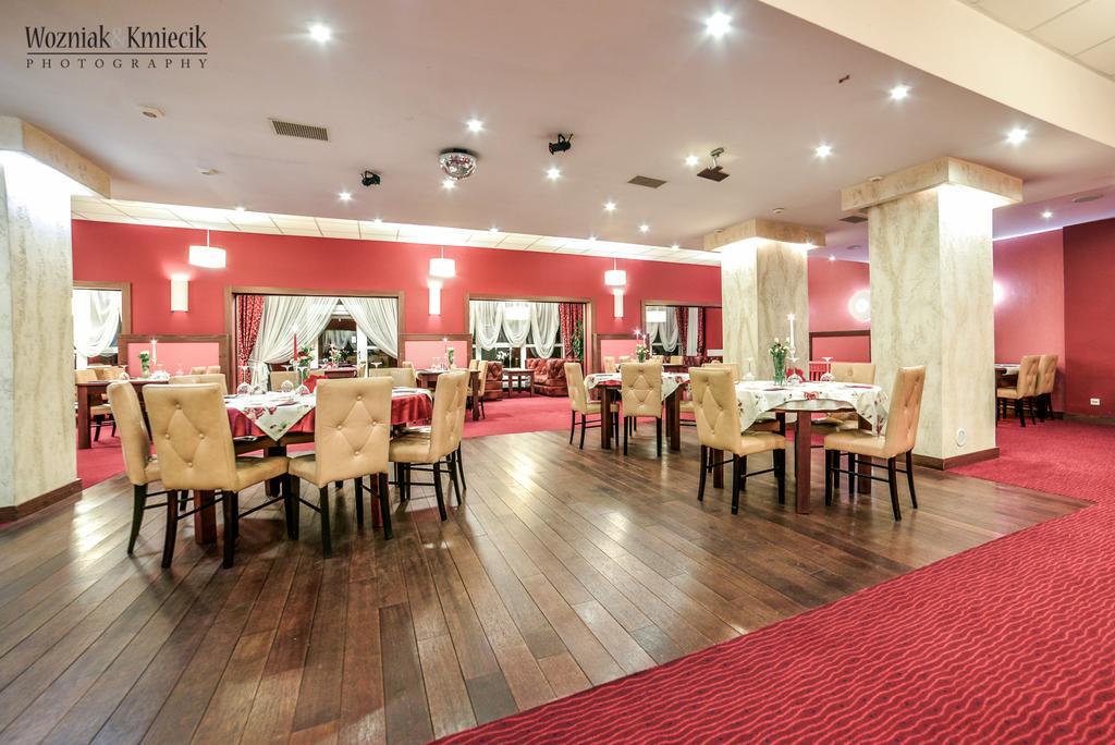 Hotel I Restauracja Złoty Las Extérieur photo