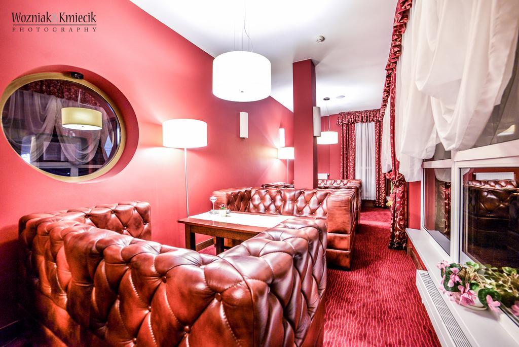 Hotel I Restauracja Złoty Las Extérieur photo