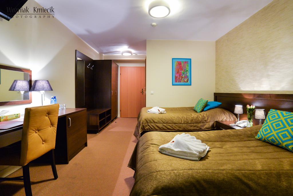 Hotel I Restauracja Złoty Las Extérieur photo