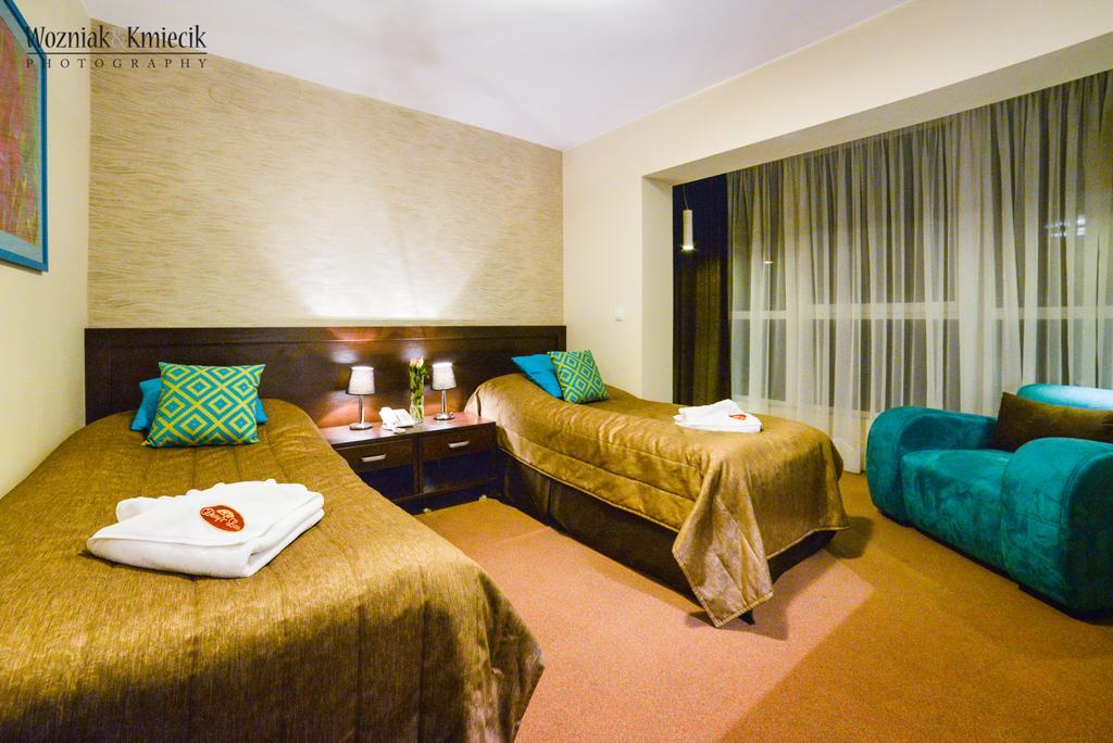 Hotel I Restauracja Złoty Las Extérieur photo
